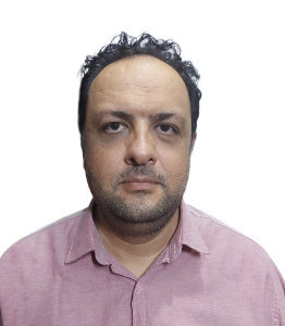 علی خائف