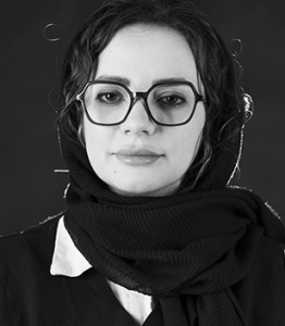 مونا نیکوگفتار