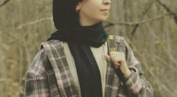 خدیجه نادری